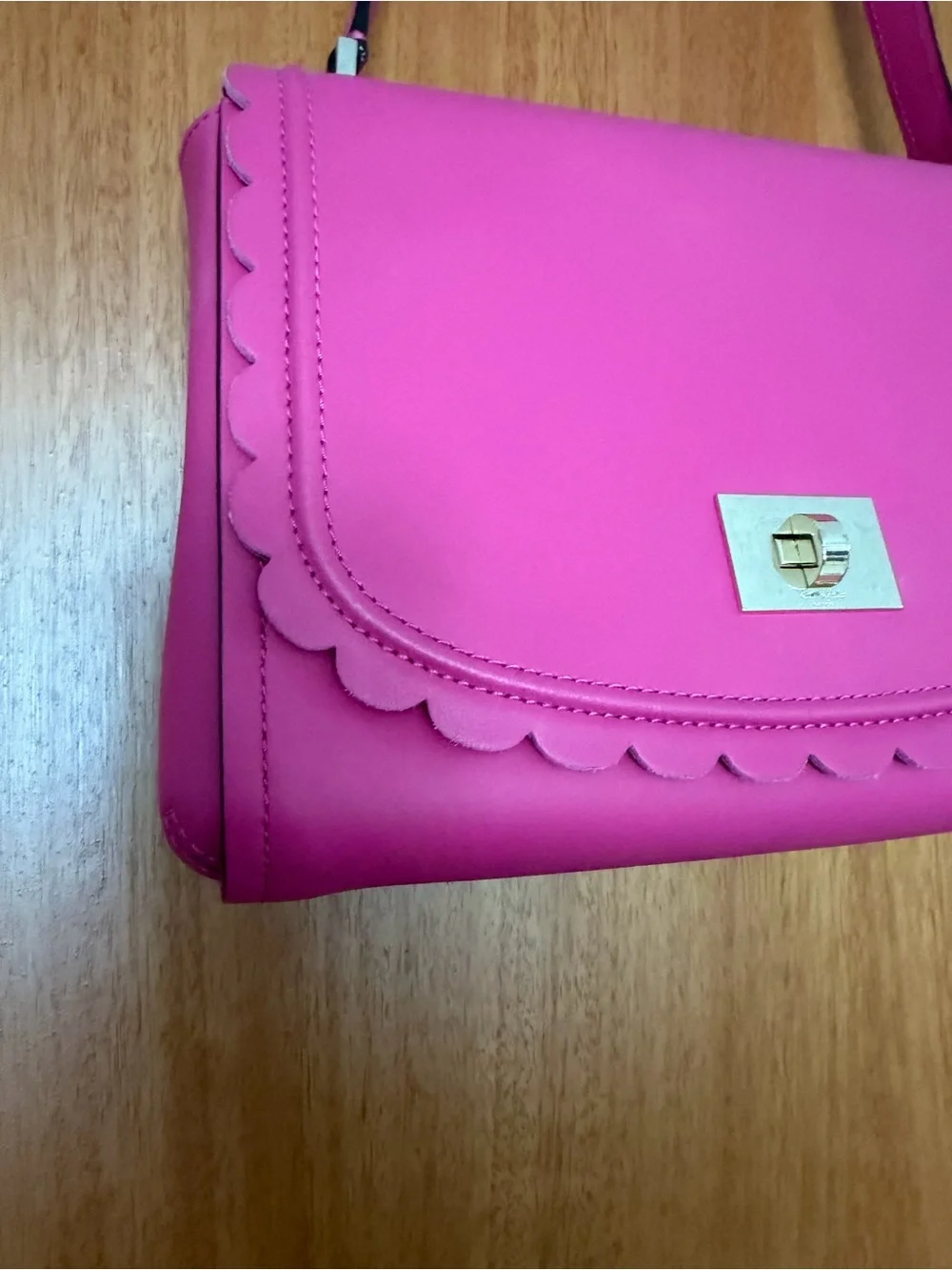 Kate Spade ♠️ Scalloped Maple Court Jazmin Crossbody in hot pink